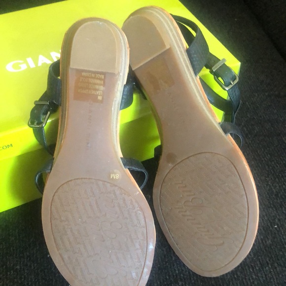 ❤️SOLD❤️ Gianni Bini sandals - Picture 4 of 5